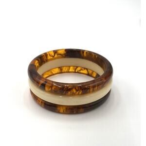 Vintage Chunky Plastic Bracelet Bangle Swirl Cream 8”